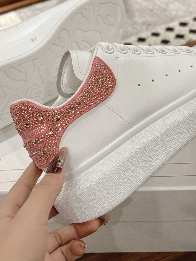 a1exa*der Mcqv*en sneakers